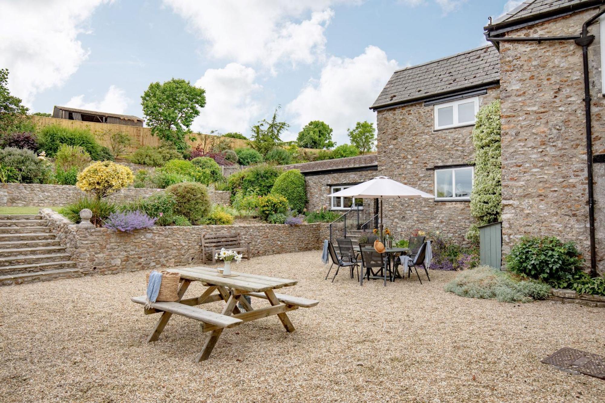 Sutton Barton Farmhouse Honiton Eksteriør bilde