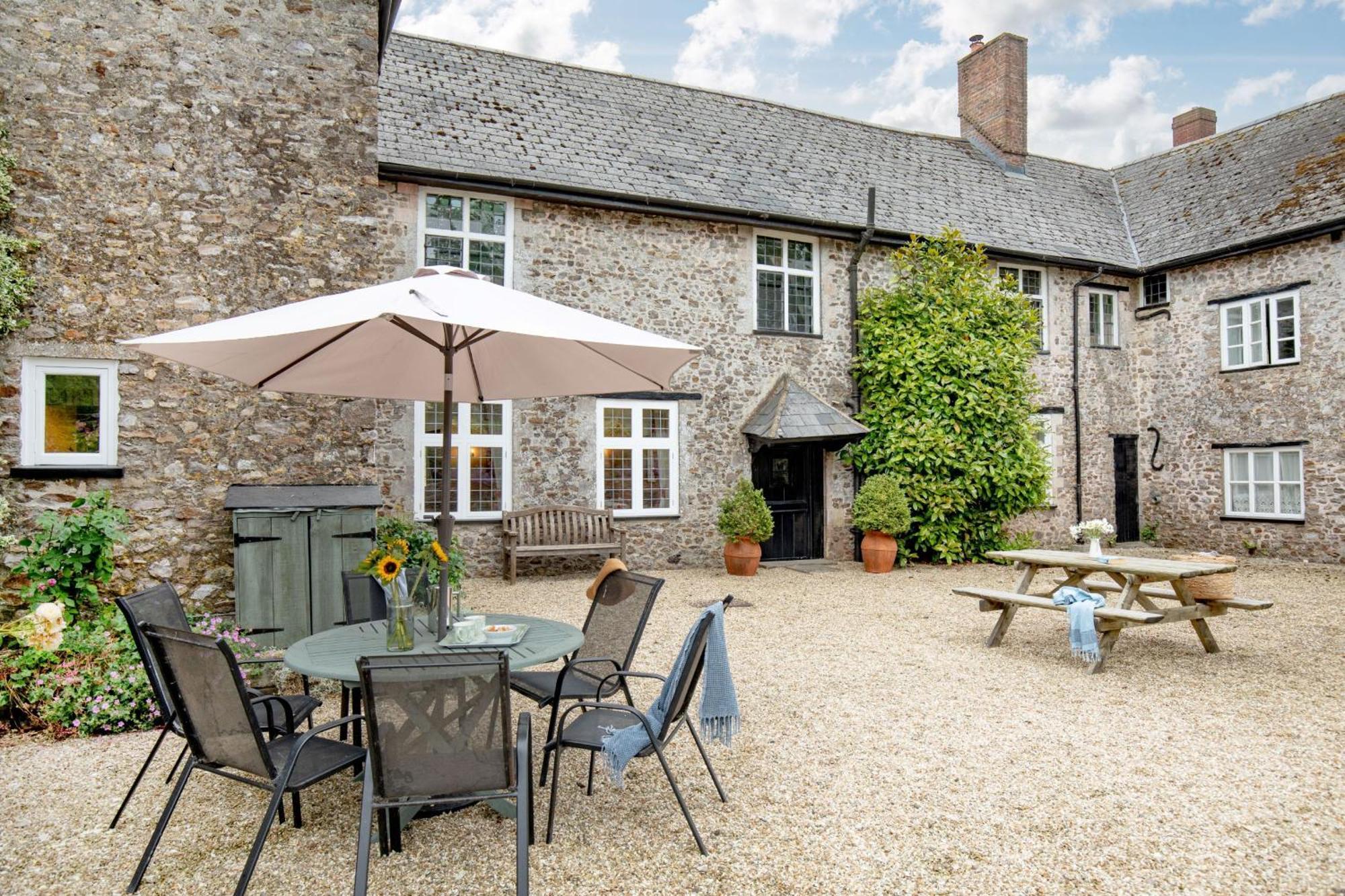 Sutton Barton Farmhouse Honiton Eksteriør bilde